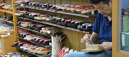 Zori Schuhgeschäft in Asakusa