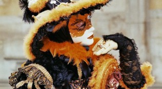 Maske black-orange