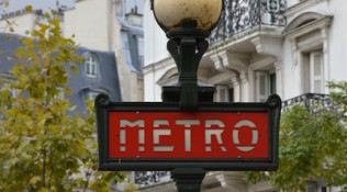 Metro Trocadero